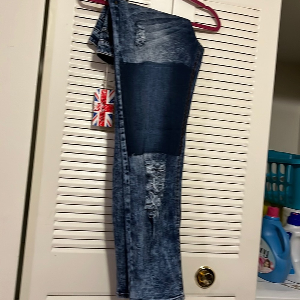 Stonewashed straight leg jeans